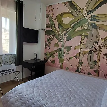 Hotel La Lanterna Pietra Ligure