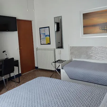 La Lanterna 2*