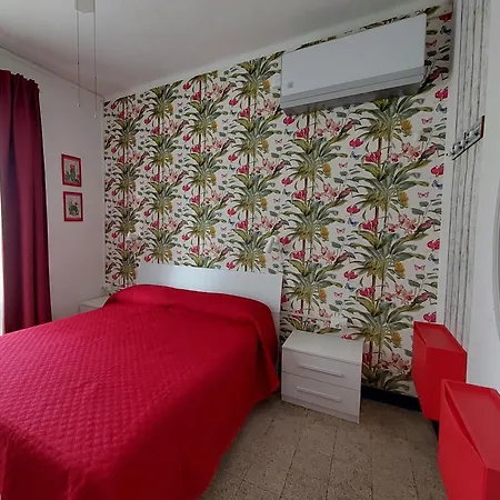 Hotel La Lanterna Pietra Ligure