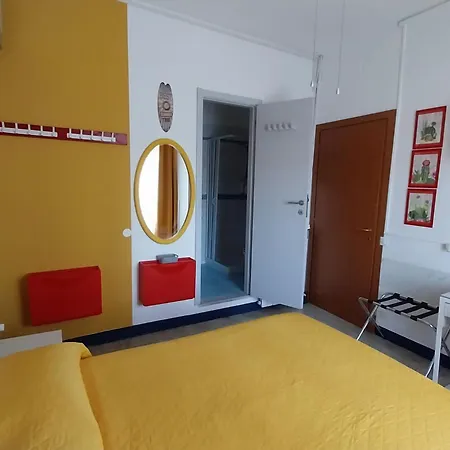 La Lanterna 2* Pietra Ligure