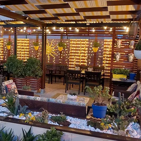 Hotel La Lanterna Pietra Ligure