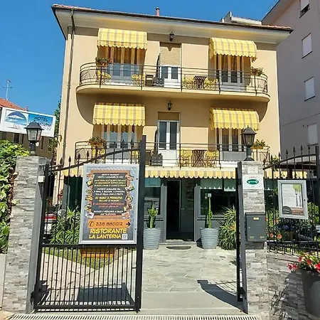 La Lanterna Hotel 2*