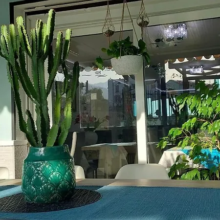 La Lanterna Hotel 2*