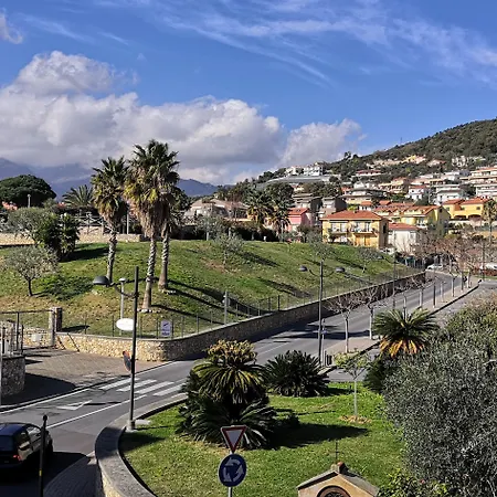 Hotel La Lanterna 2*