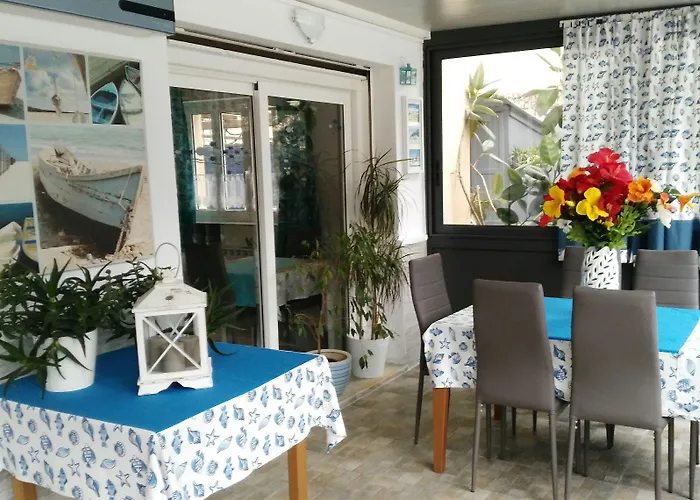 La Lanterna Otel Pietra Ligure