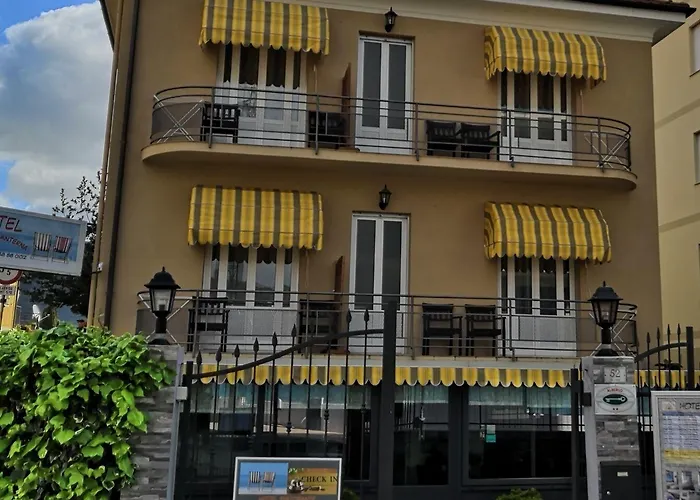 La Lanterna Otel
