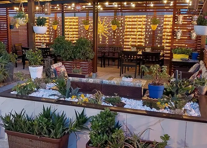 La Lanterna Otel Pietra Ligure